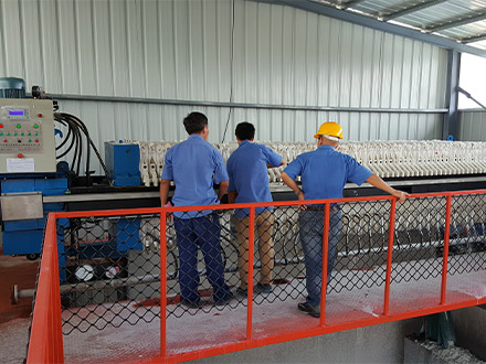 PA材質(zhì)單絲濾布壓濾機應(yīng)用